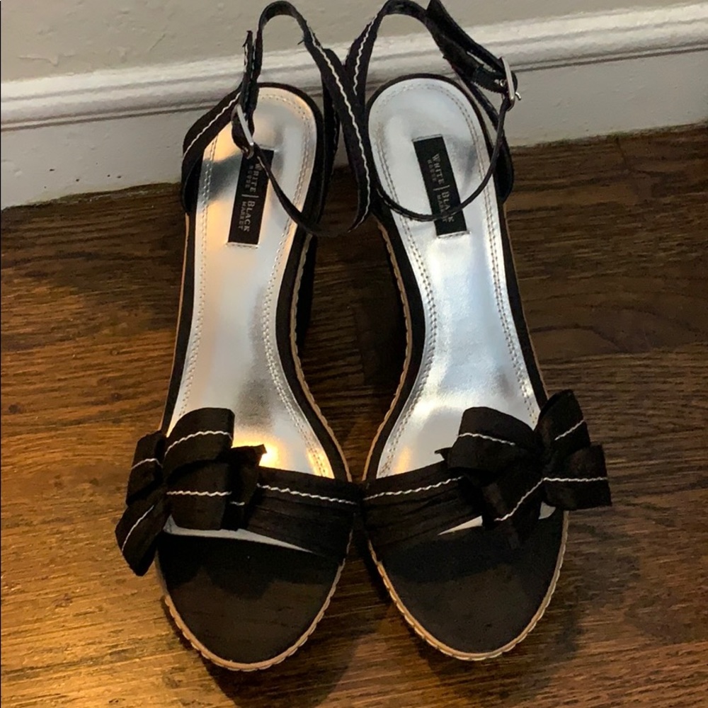 White House black Market wedges